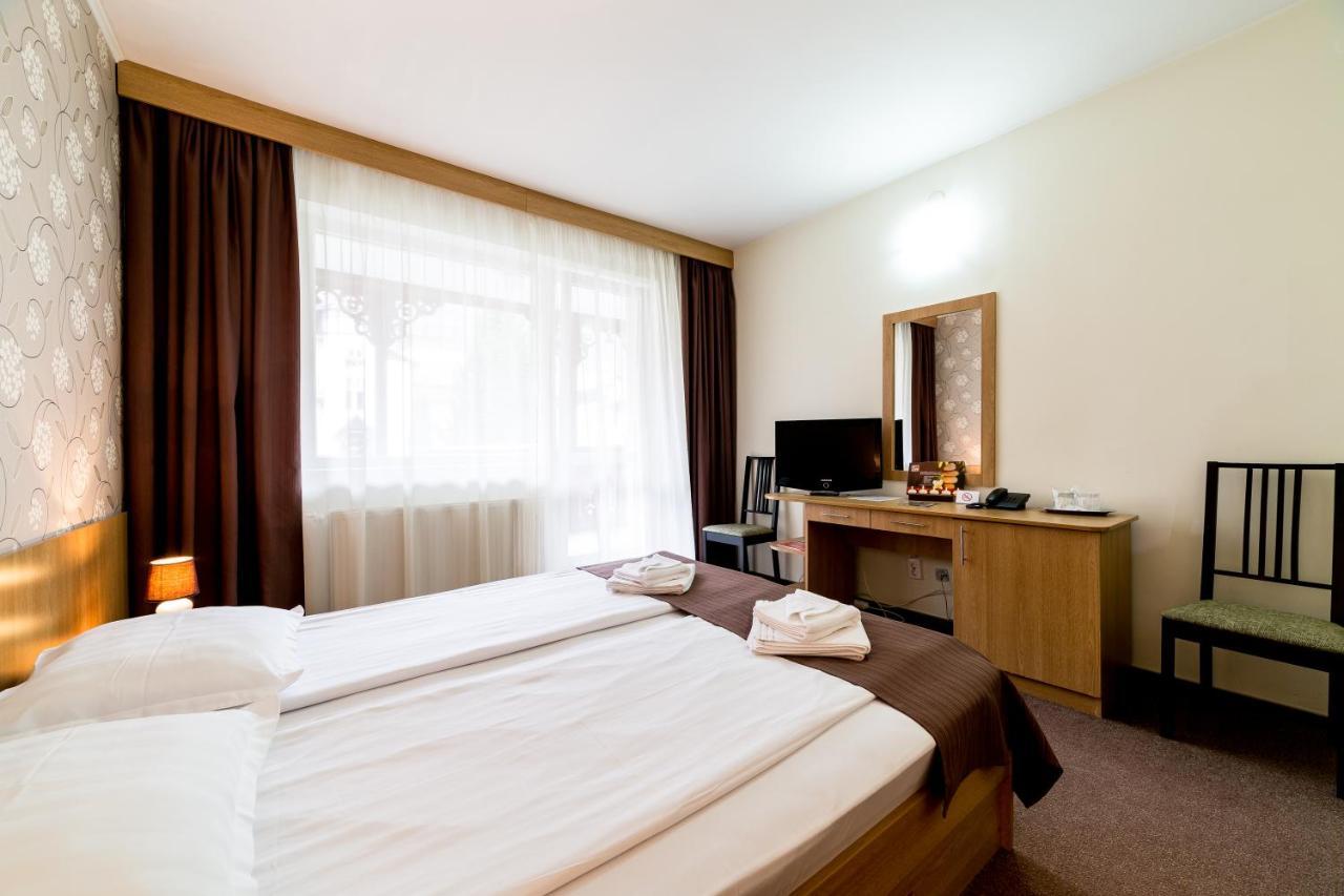 Hotel Muresul Health Spa 소바타 외부 사진