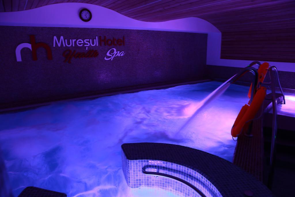 Hotel Muresul Health Spa 소바타 외부 사진