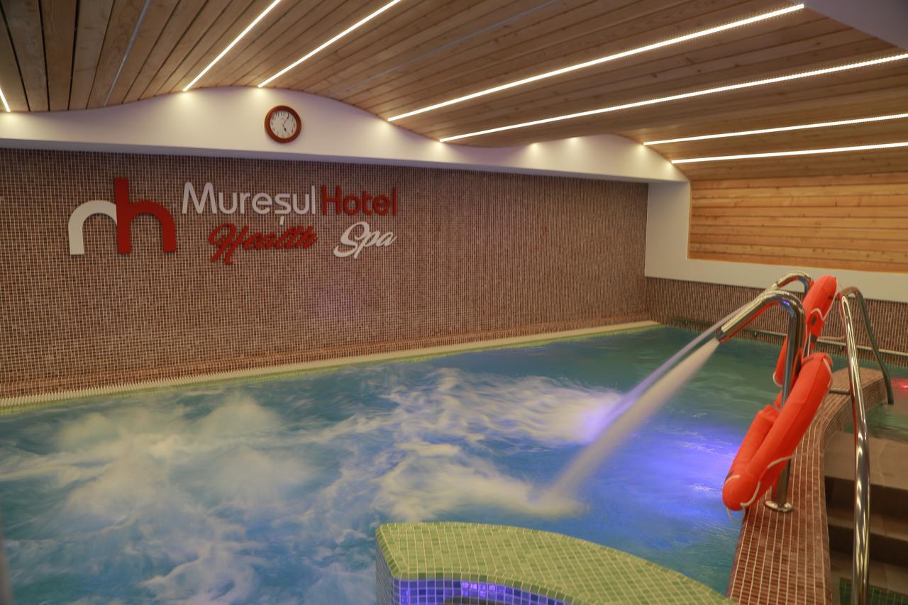 Hotel Muresul Health Spa 소바타 외부 사진