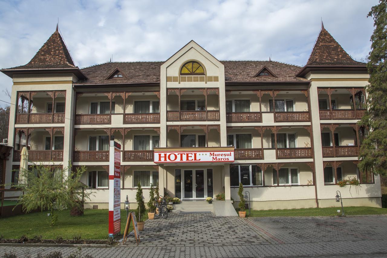 Hotel Muresul Health Spa 소바타 외부 사진